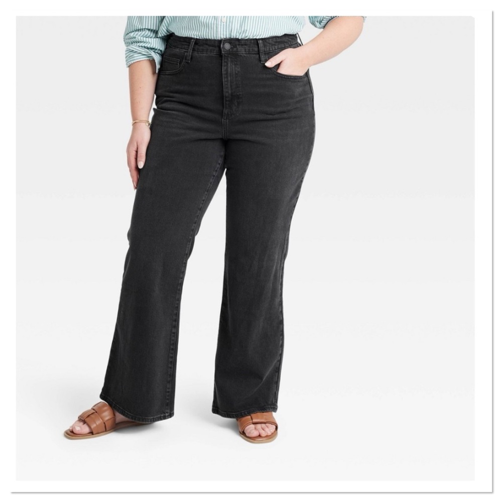 Women’s High Rise Flare Jeans Universal Thread Black